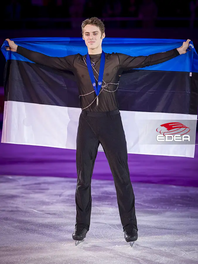 Ice Gallery Skates U.S.